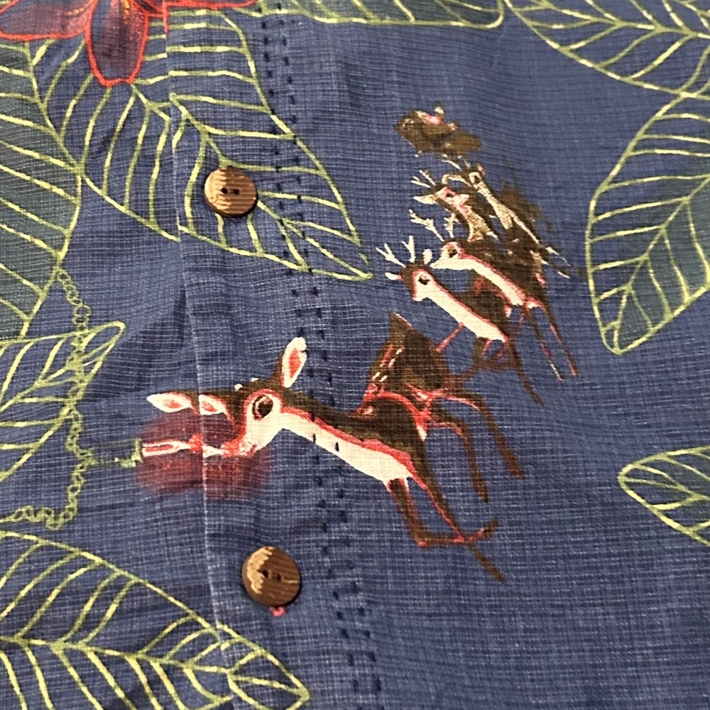 Tommy Bahama 100% Silk Rudolph The Red Nosed Reindeer Button Down Shirt Size L